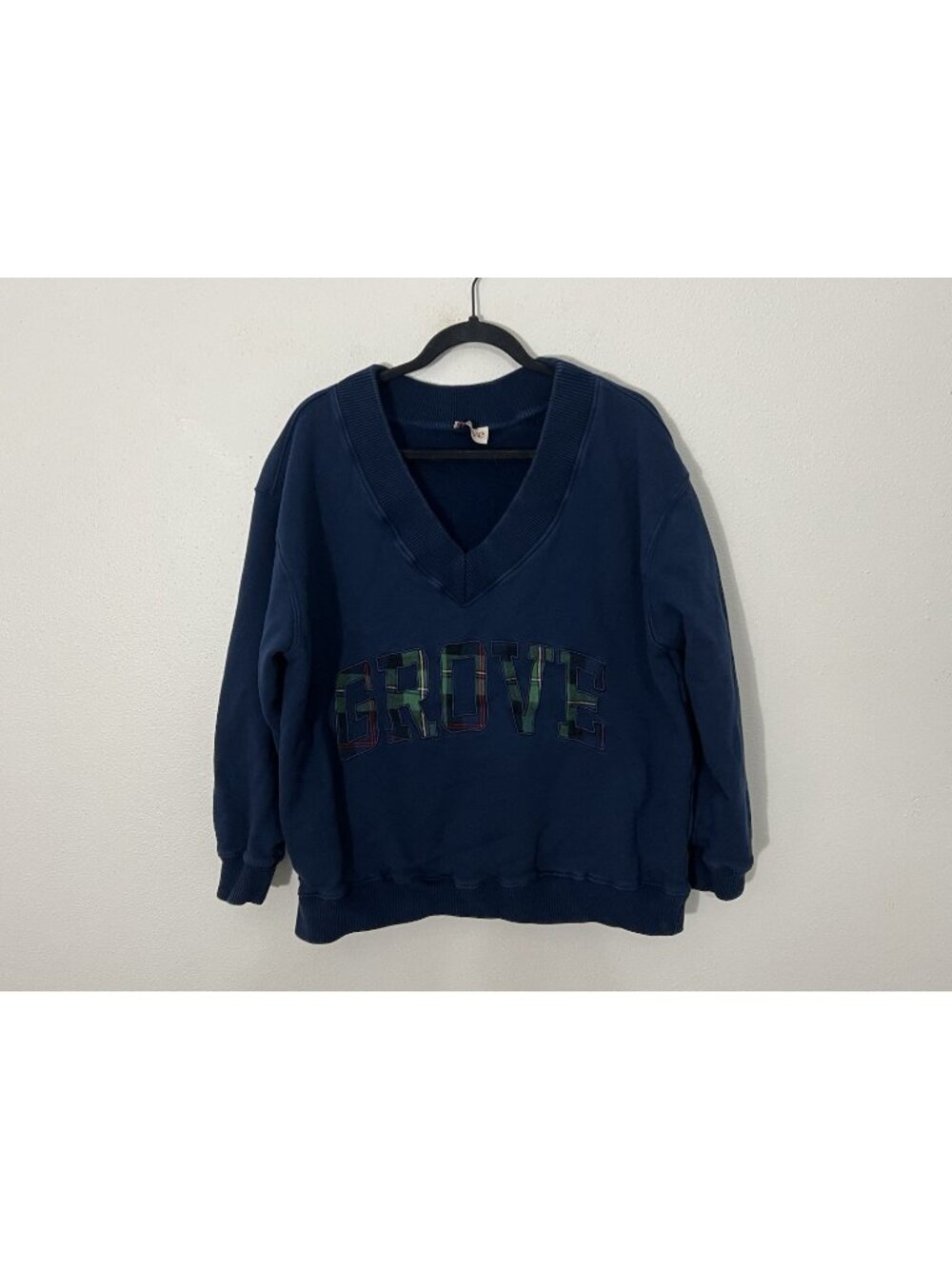 Grove Collaborative Sweatshirt Navy Blue Size M/L V Neck Pullover Plaid